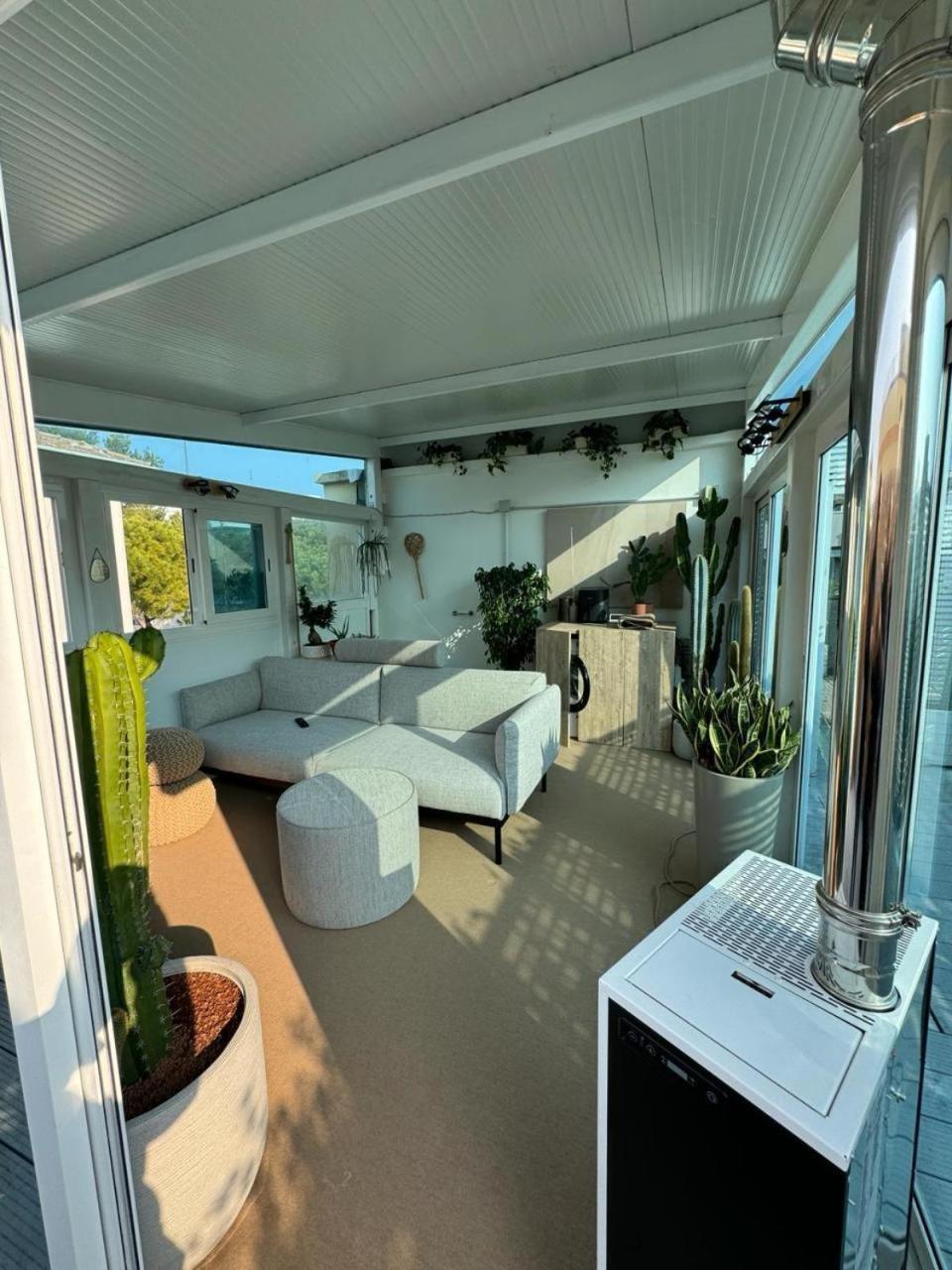 Rooftop-Marinacentro-Unique-Beach-Fun-Smart-Loveapt-Train-Park Rimini Bagian luar foto