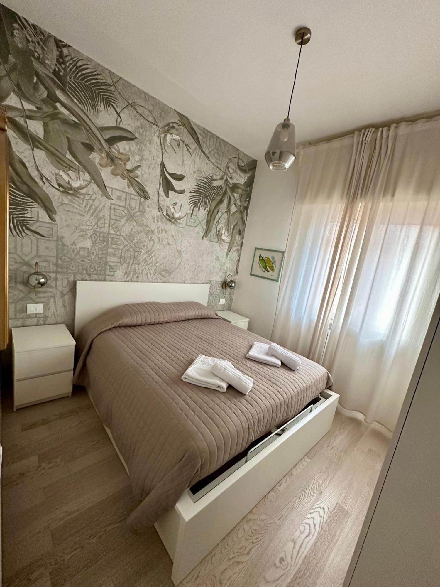 Rooftop-Marinacentro-Unique-Beach-Fun-Smart-Loveapt-Train-Park Rimini Bagian luar foto