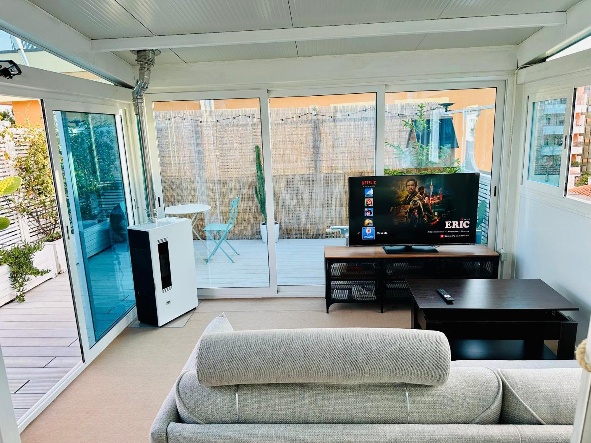 Rooftop-Marinacentro-Unique-Beach-Fun-Smart-Loveapt-Train-Park Rimini Bagian luar foto